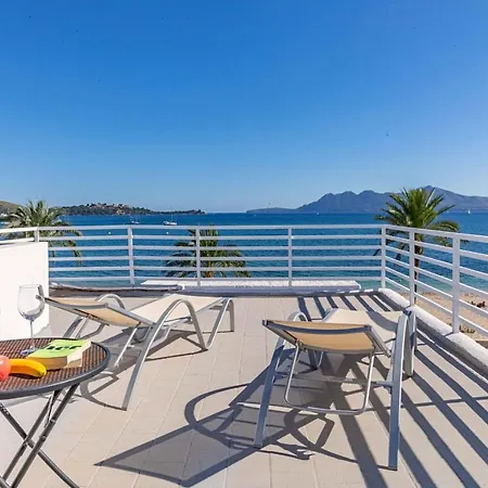 Beachfront Sivella Ii By Sealand *